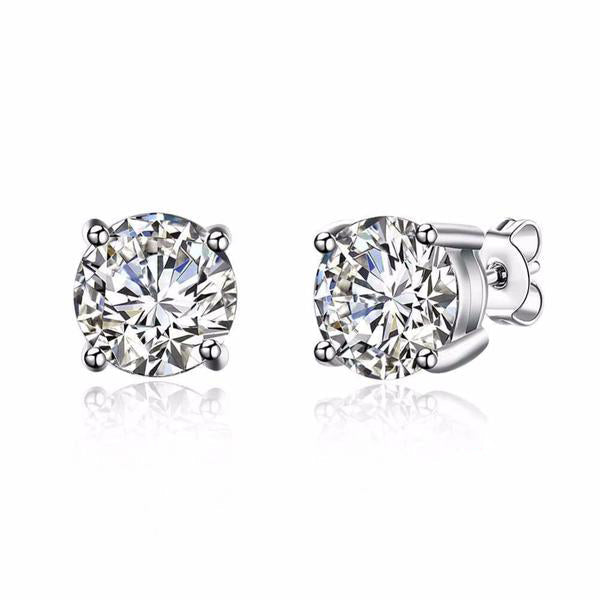 Clous d'oreilles en argent avec diamants simulés